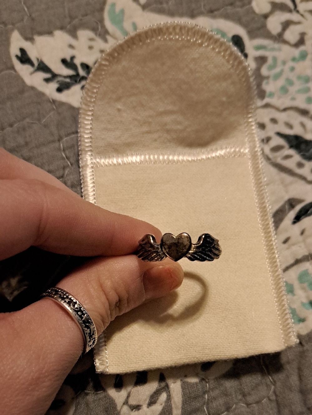 James Avery Ring - Retired Let Love Soar - 2016 - Size 9 Sterling Silver 925